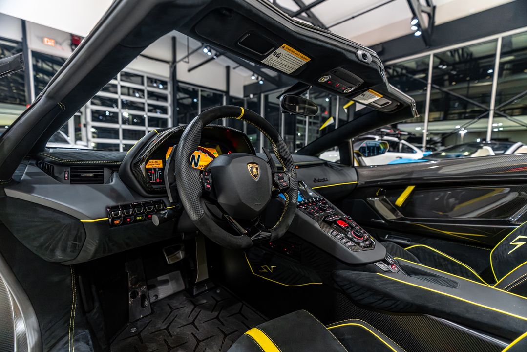 2017 Lamborghini Aventador