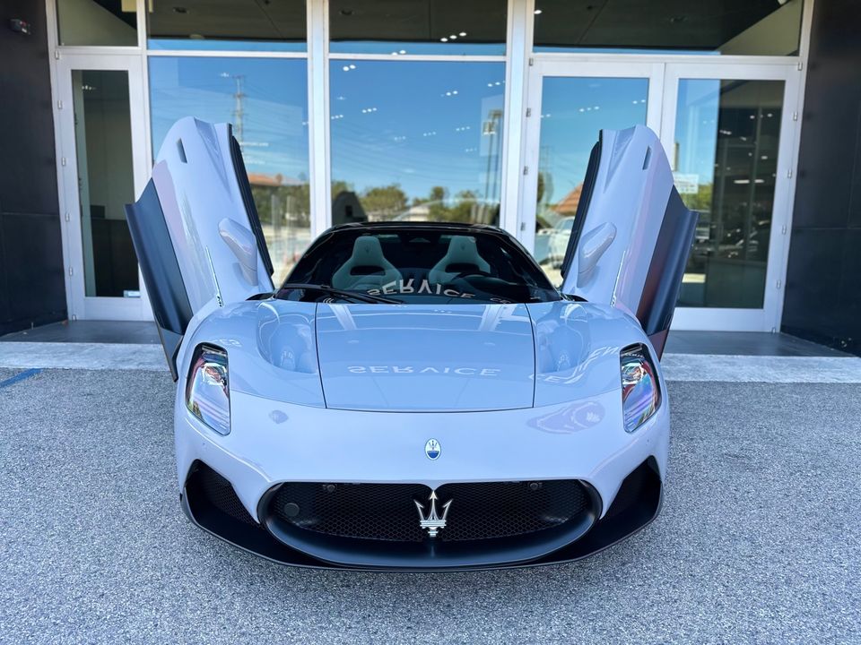 2023 Maserati MC20 Cielo
