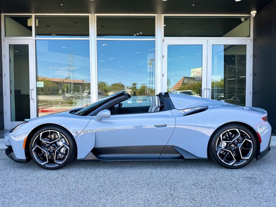 2023 Maserati MC20 Cielo