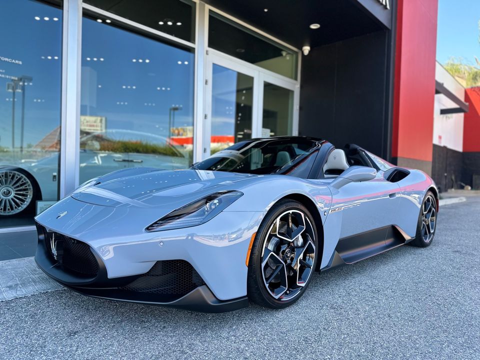 2023 Maserati MC20 Cielo