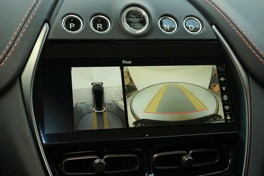 2023 Aston Martin DBX