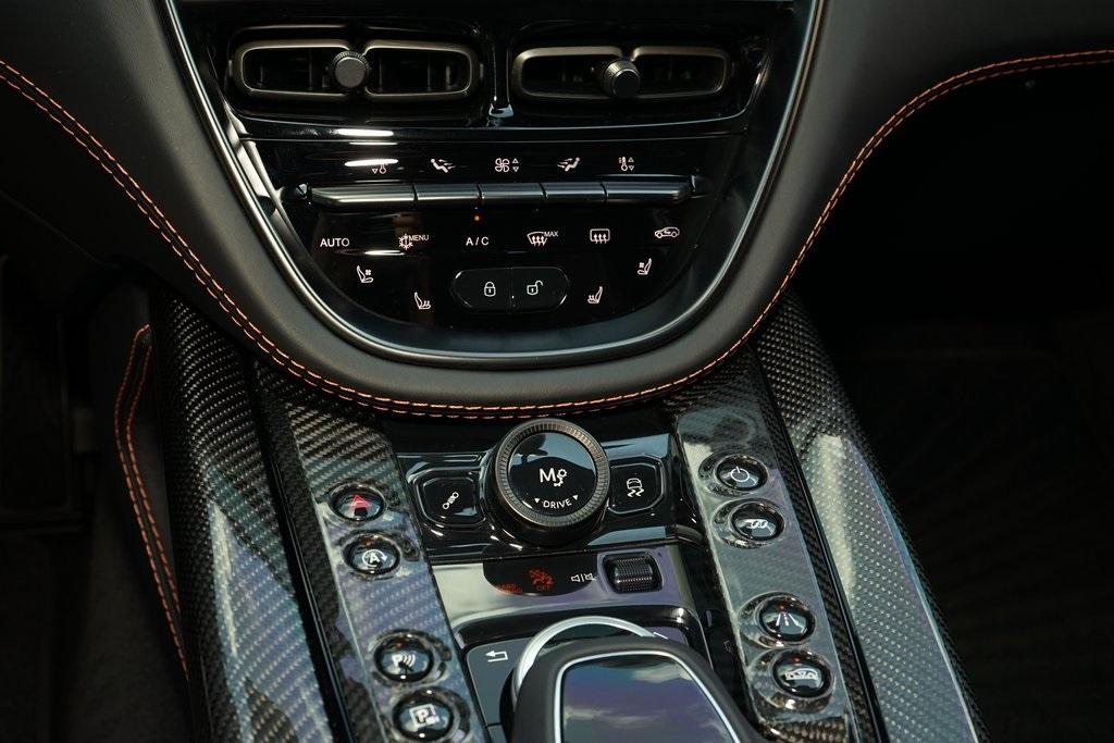2023 Aston Martin DBX
