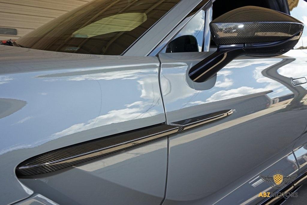 2023 Aston Martin DBX