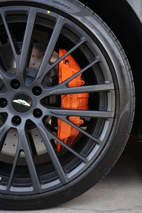 2023 Aston Martin DBX