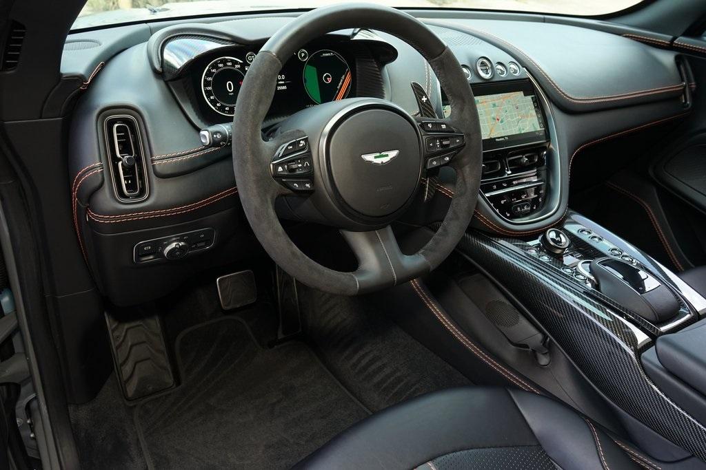 2023 Aston Martin DBX