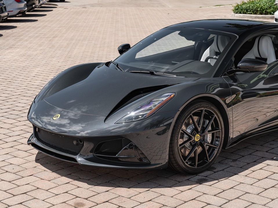 2024 Lotus Emira