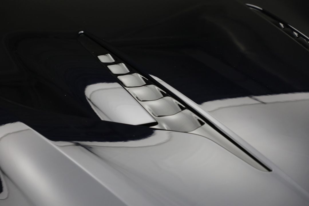 2025 Aston Martin Vanquish