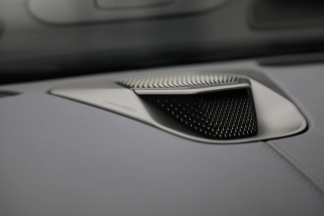 2025 Aston Martin Vanquish