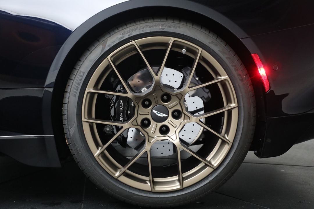 2025 Aston Martin Vanquish