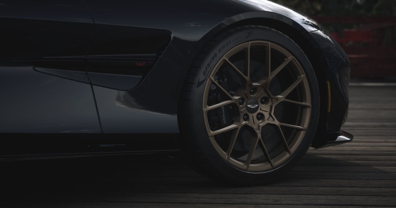2025 Aston Martin Vanquish