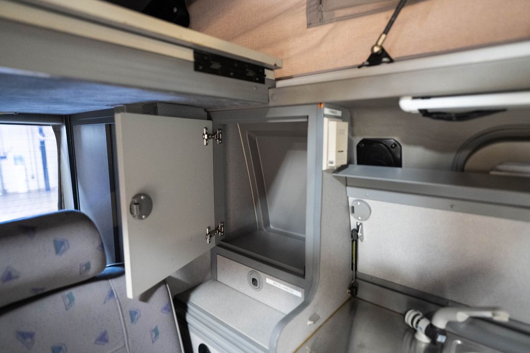 1999 Volkswagen EuroVan