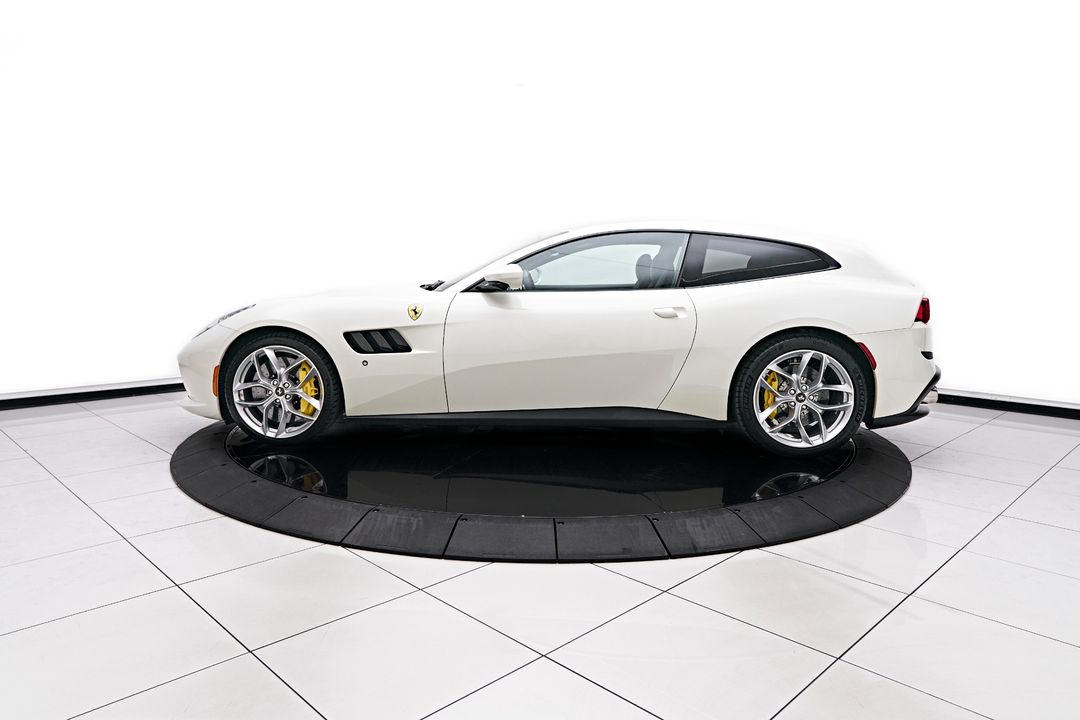 2019 Ferrari GTC4Lusso