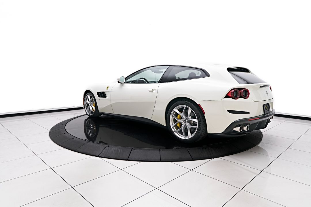 2019 Ferrari GTC4Lusso