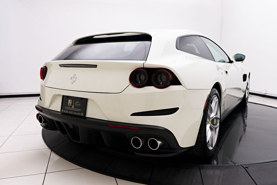 2019 Ferrari GTC4Lusso