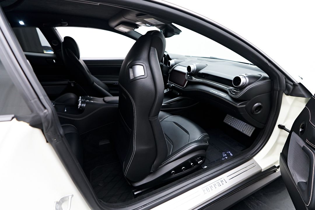 2019 Ferrari GTC4Lusso