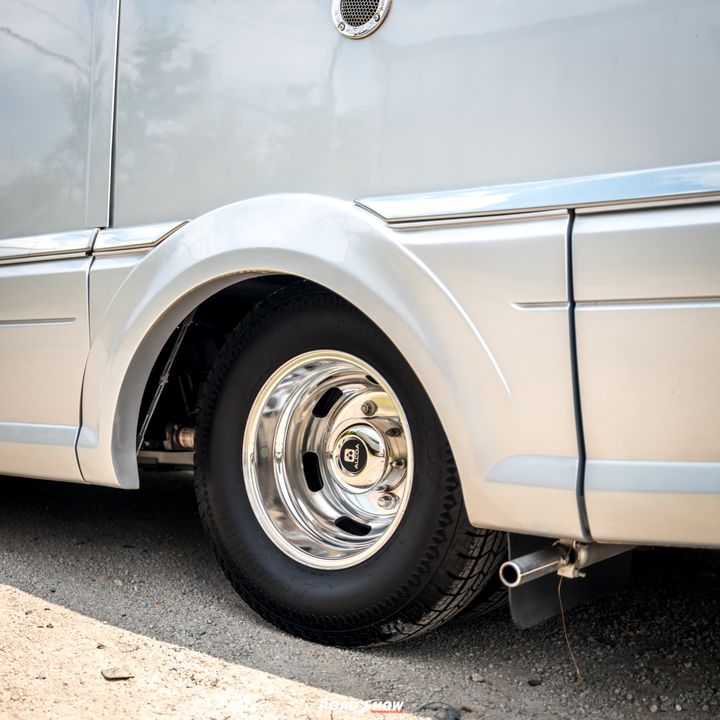 2021 Airstream Atlas Tommy Bahama