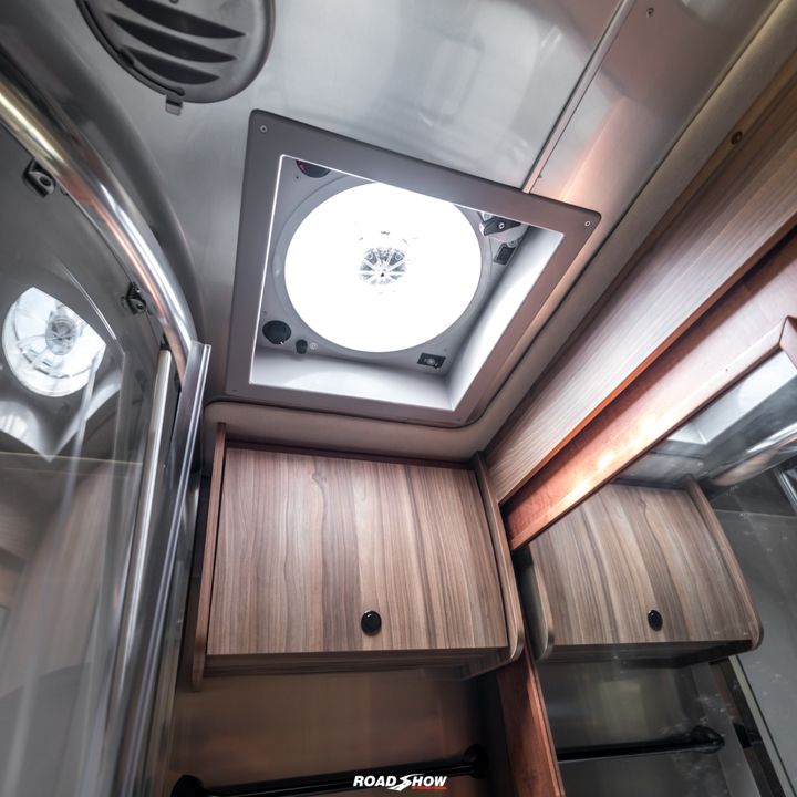 2021 Airstream Atlas Tommy Bahama