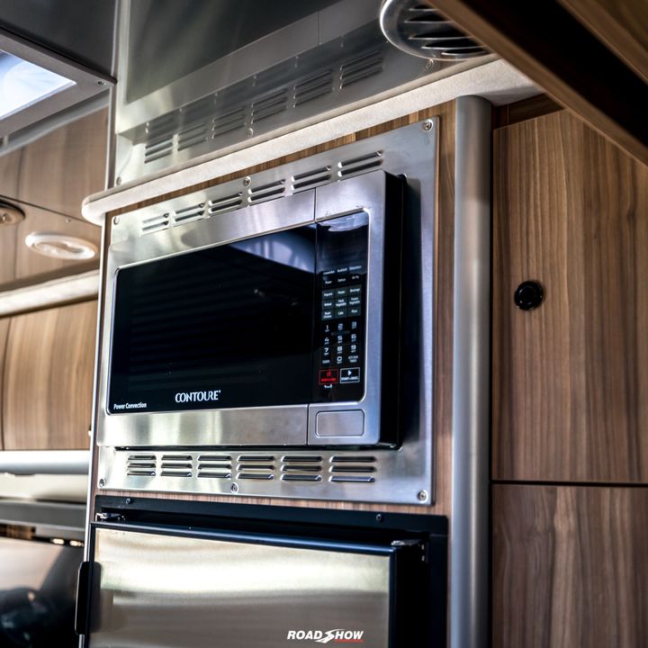 2021 Airstream Atlas Tommy Bahama