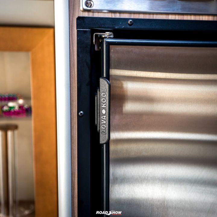 2021 Airstream Atlas Tommy Bahama