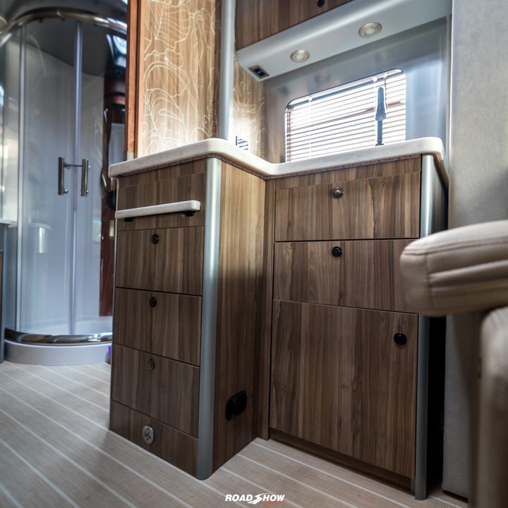 2021 Airstream Atlas Tommy Bahama