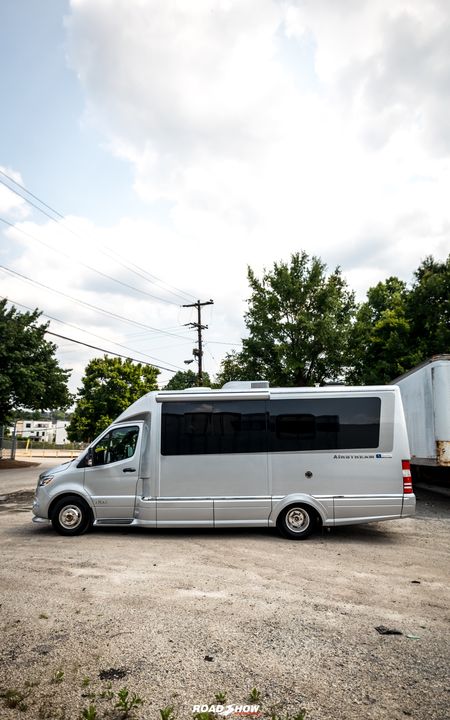 2021 Airstream Atlas Tommy Bahama
