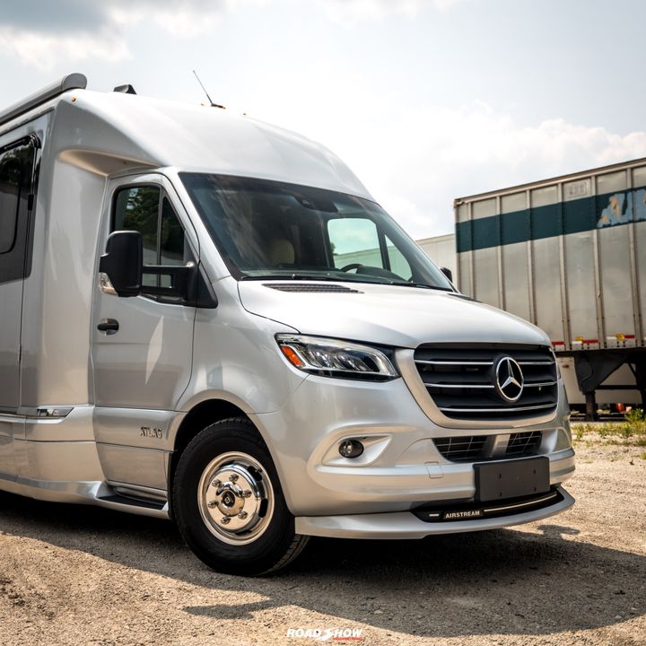 2021 Airstream Atlas Tommy Bahama