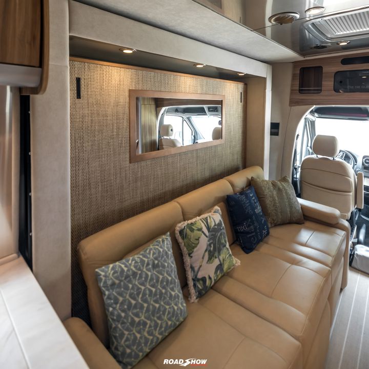 2021 Airstream Atlas Tommy Bahama