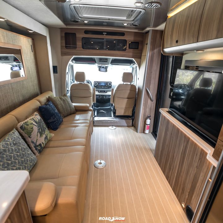 2021 Airstream Atlas Tommy Bahama