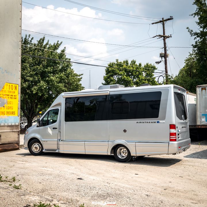 2021 Airstream Atlas Tommy Bahama