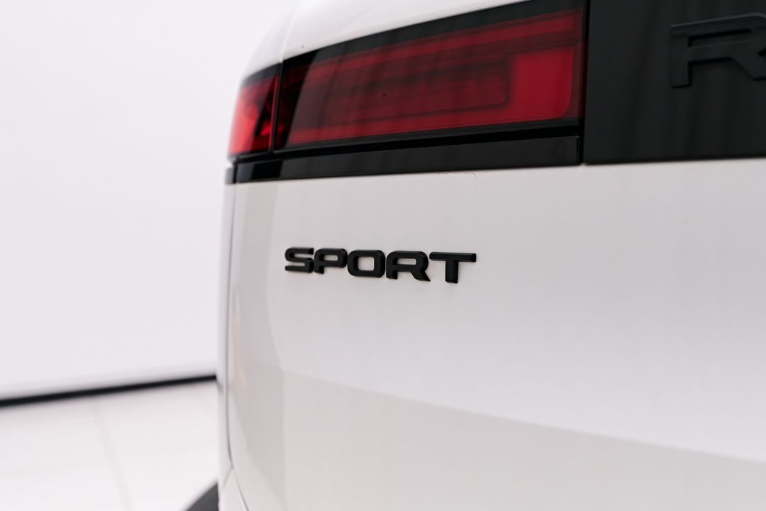 2024 Land Rover Range Rover Sport Plug-in Hybrid