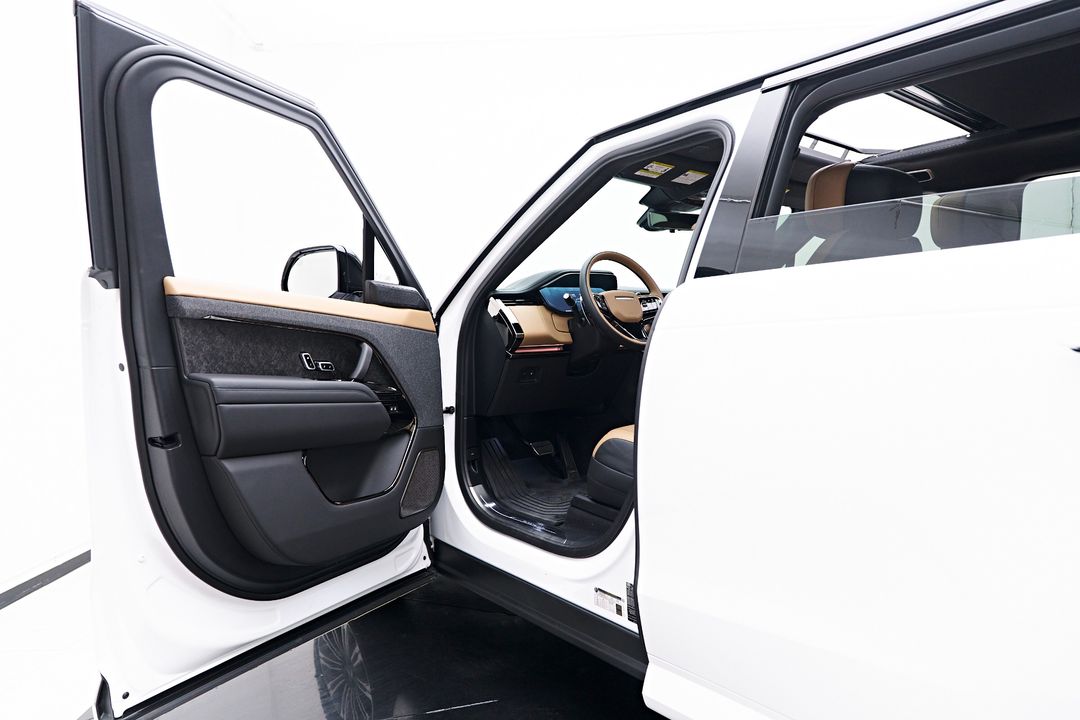 2024 Land Rover Range Rover Sport Plug-in Hybrid