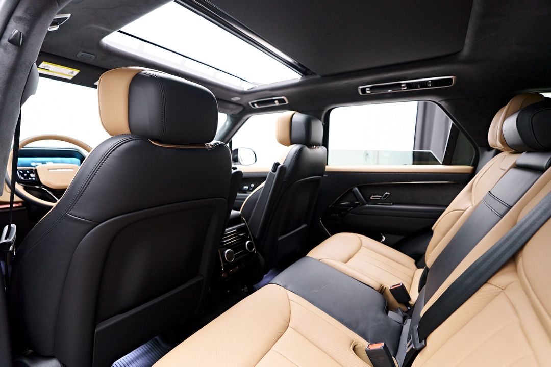 2024 Land Rover Range Rover Sport Plug-in Hybrid
