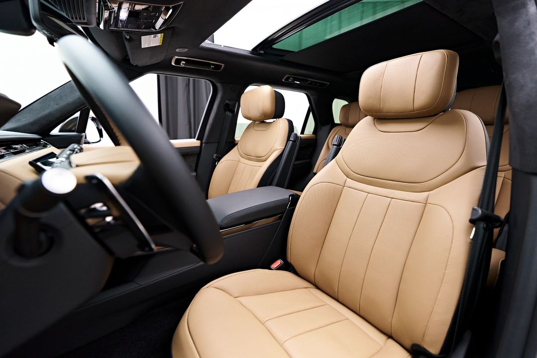 2024 Land Rover Range Rover Sport Plug-in Hybrid