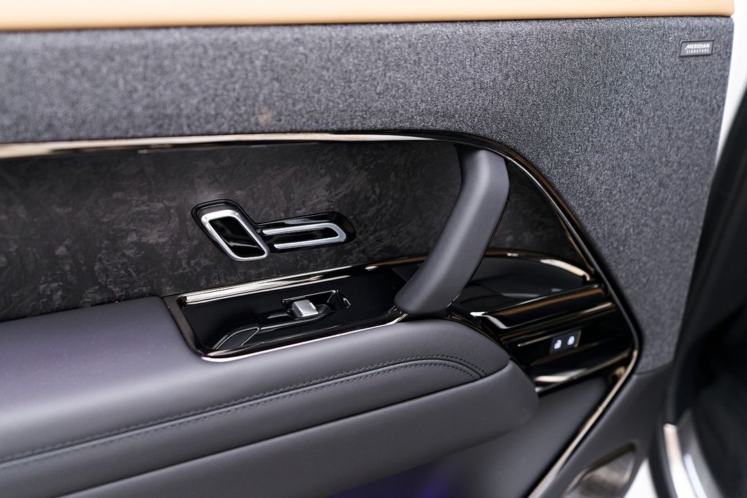 2024 Land Rover Range Rover Sport Plug-in Hybrid