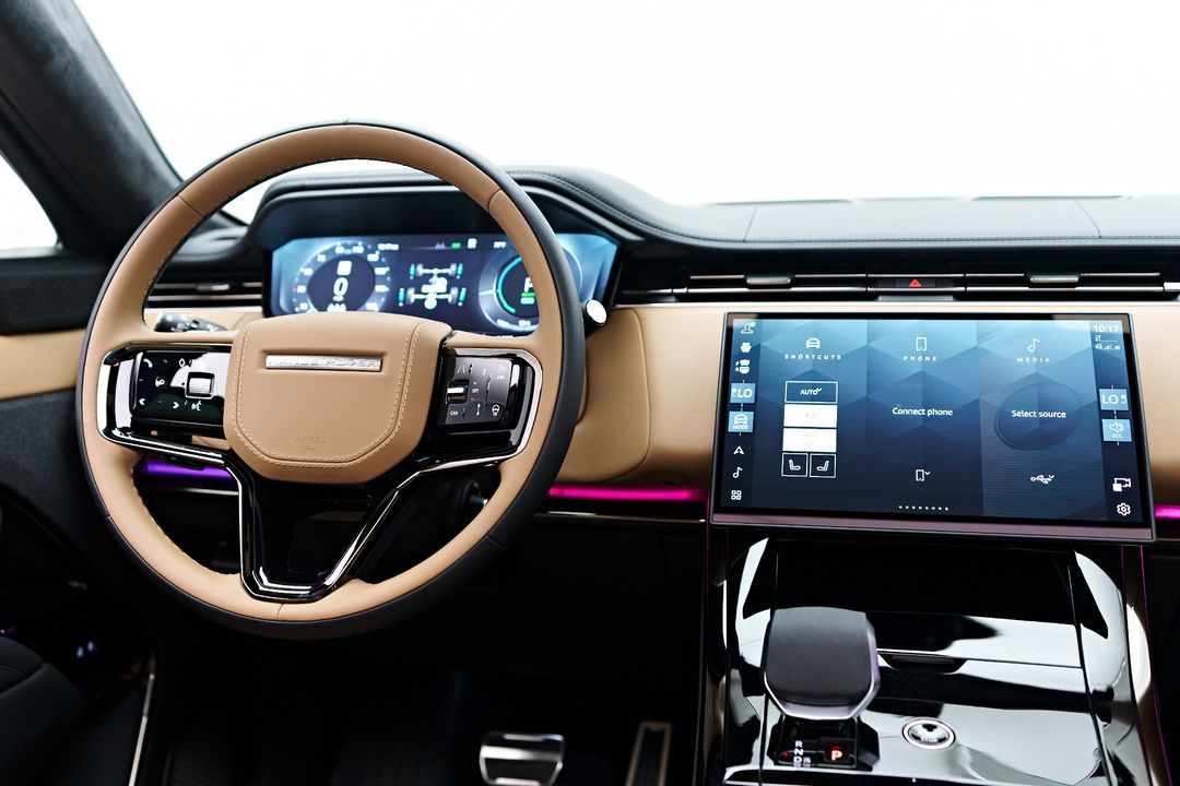 2024 Land Rover Range Rover Sport Plug-in Hybrid