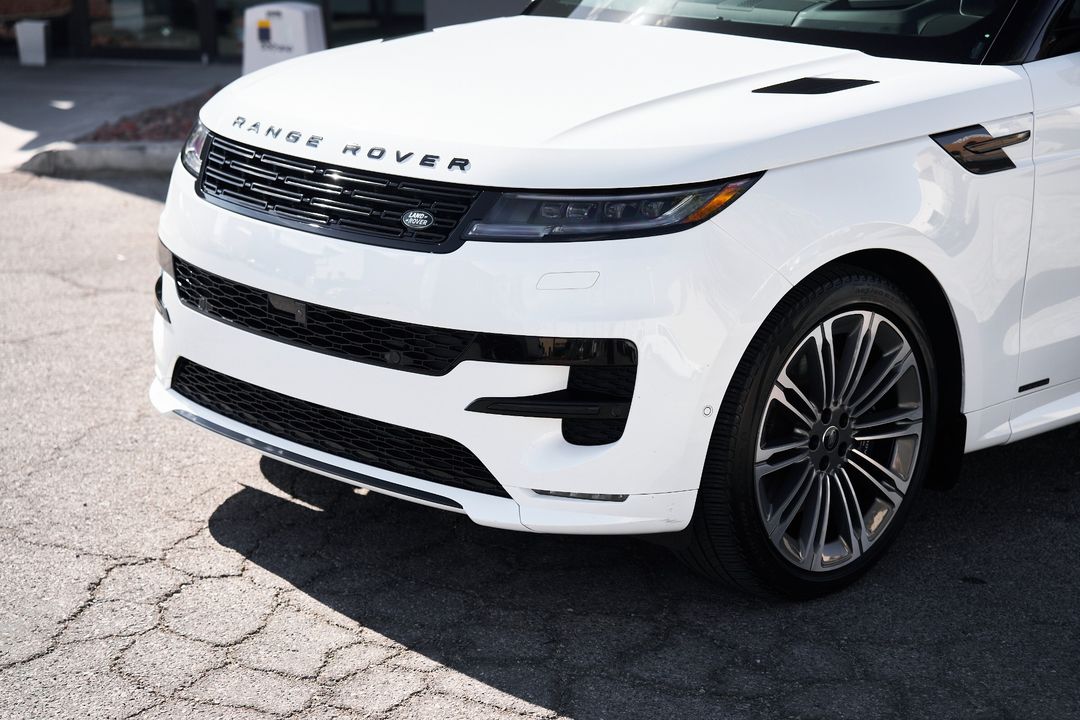 2024 Land Rover Range Rover Sport Plug-in Hybrid
