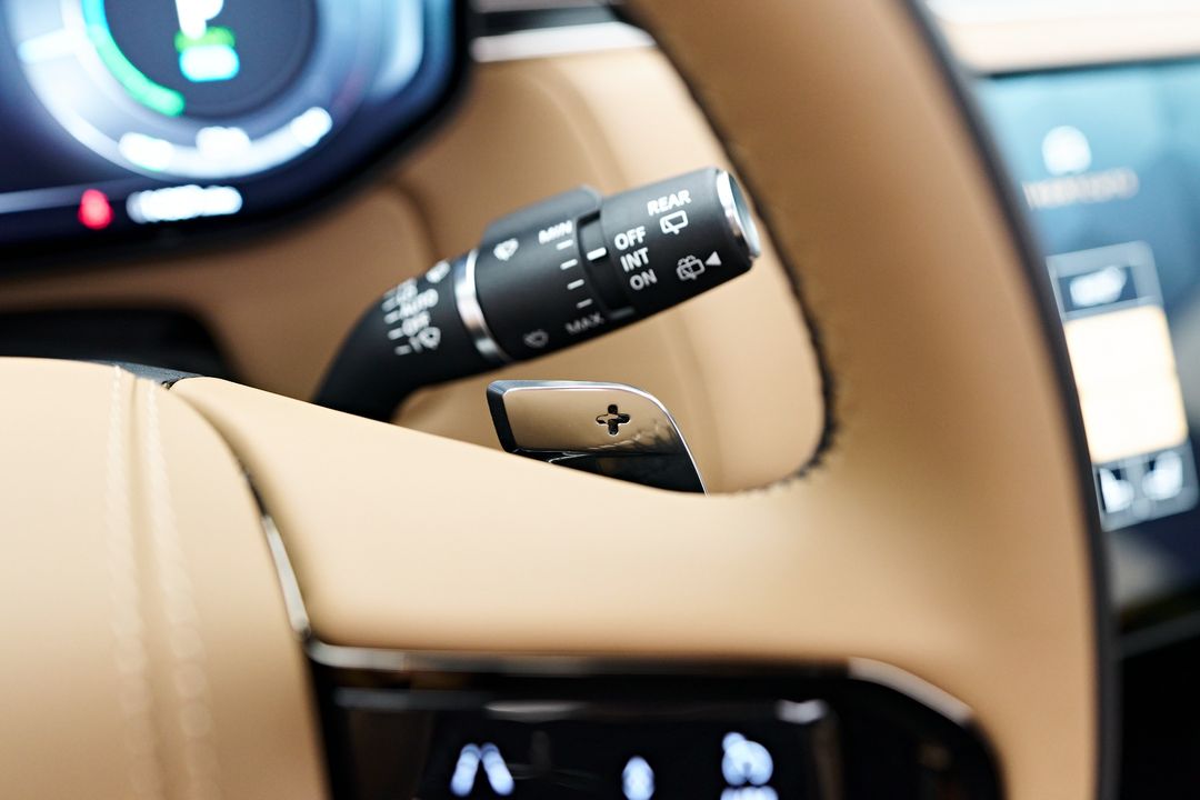 2024 Land Rover Range Rover Sport Plug-in Hybrid