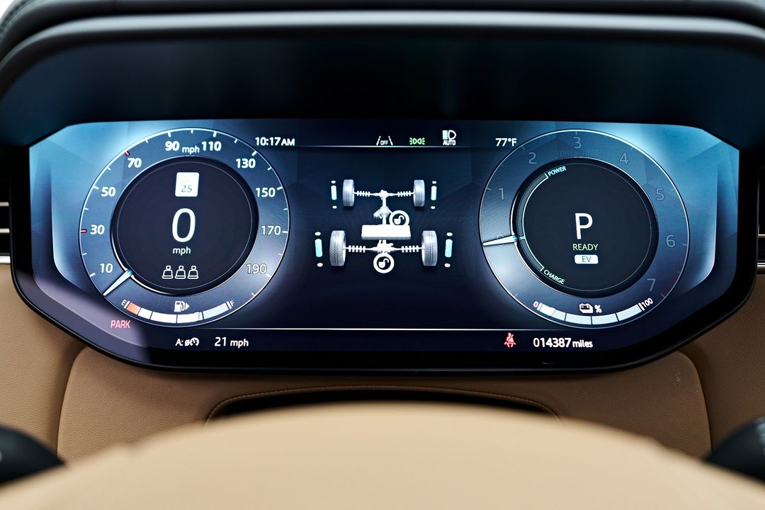 2024 Land Rover Range Rover Sport Plug-in Hybrid