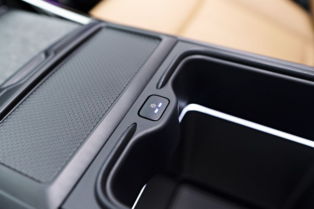 2024 Land Rover Range Rover Sport Plug-in Hybrid