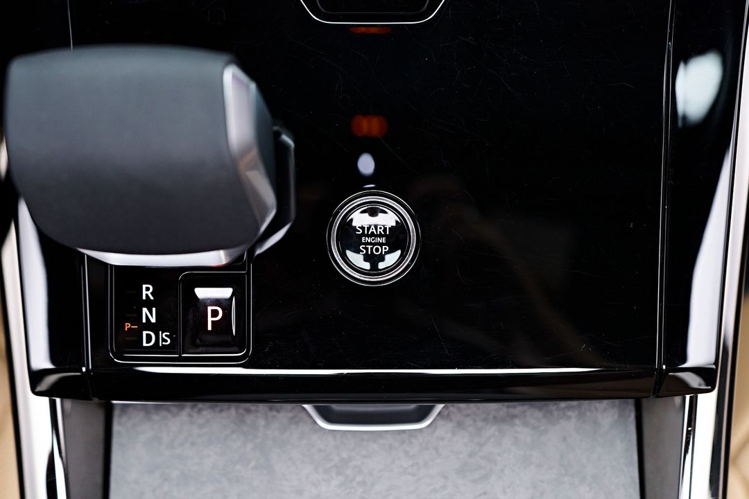 2024 Land Rover Range Rover Sport Plug-in Hybrid