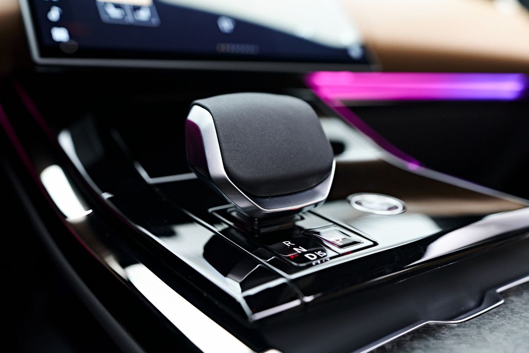 2024 Land Rover Range Rover Sport Plug-in Hybrid