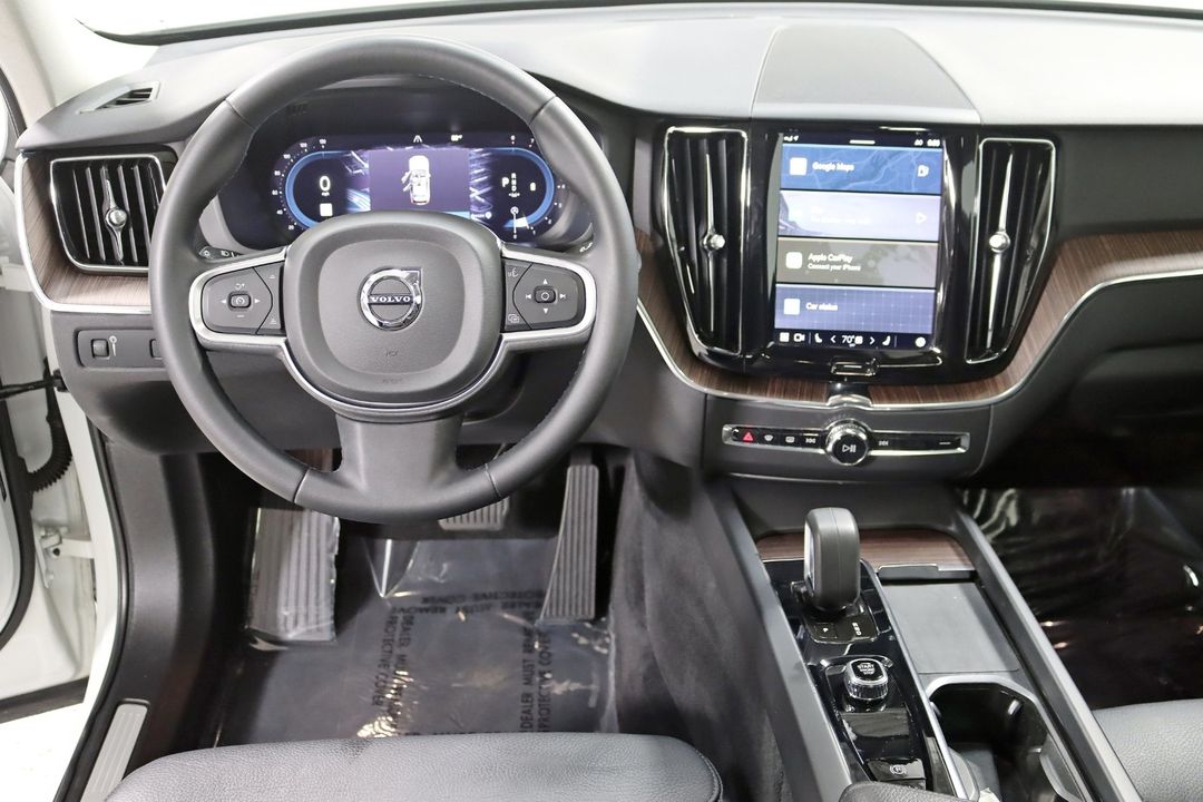 2022 Volvo XC60