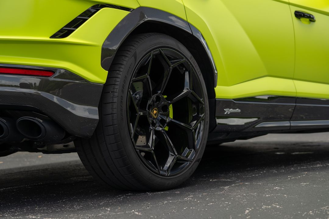 2024 Lamborghini Urus