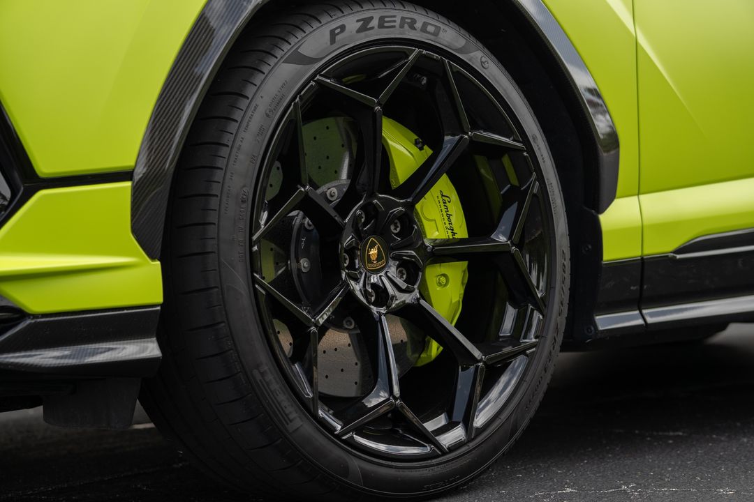 2024 Lamborghini Urus