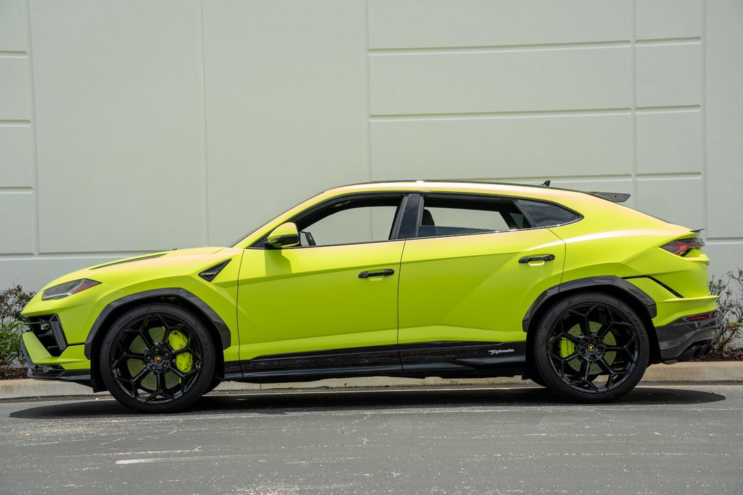 2024 Lamborghini Urus