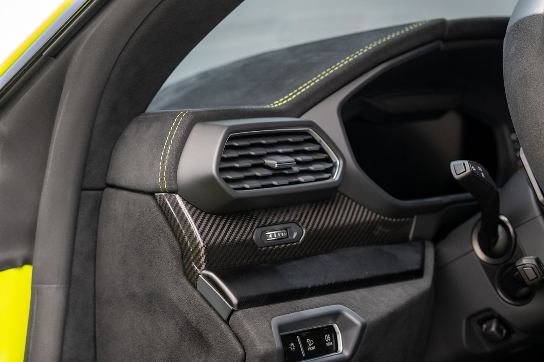 2024 Lamborghini Urus