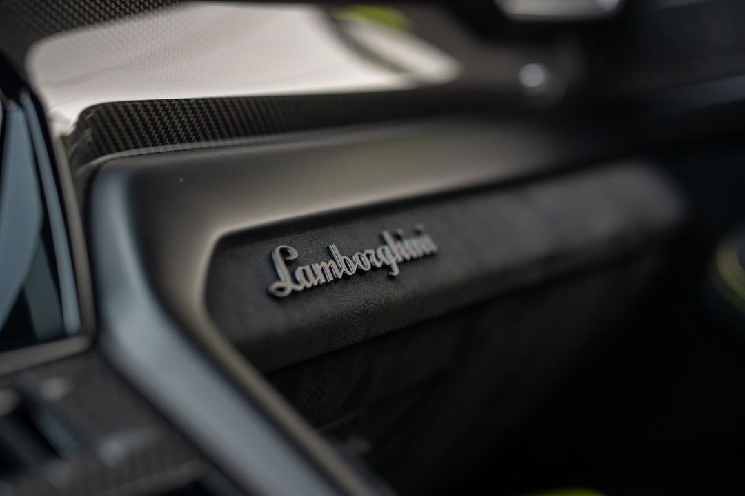 2024 Lamborghini Urus