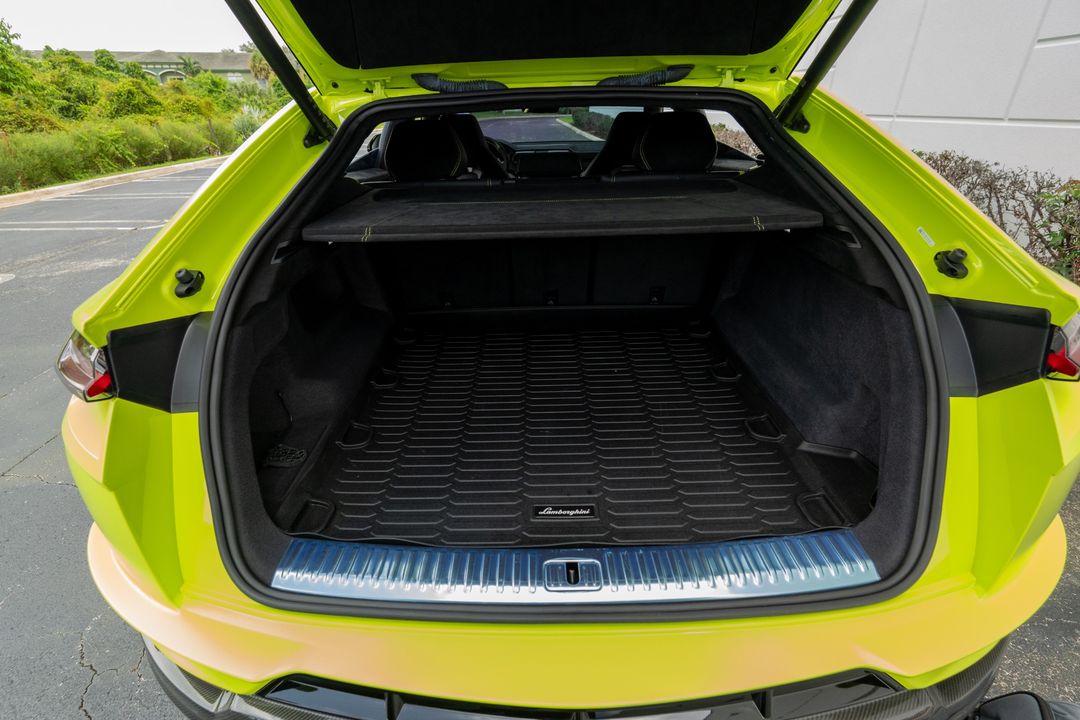2024 Lamborghini Urus