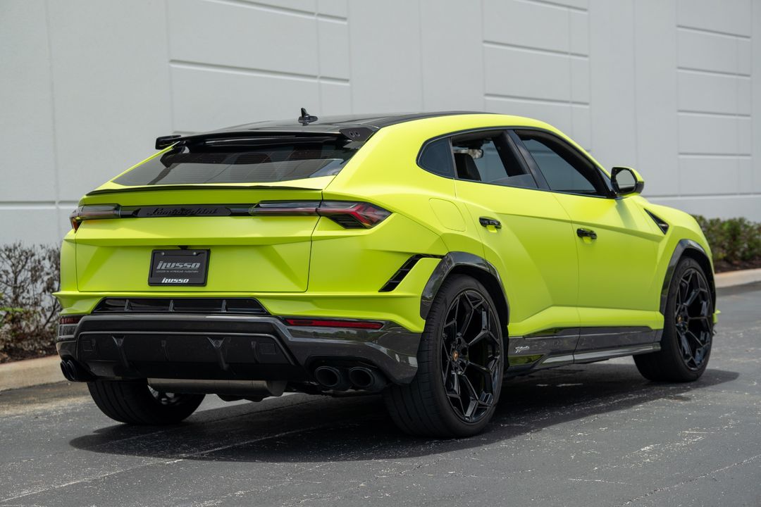 2024 Lamborghini Urus