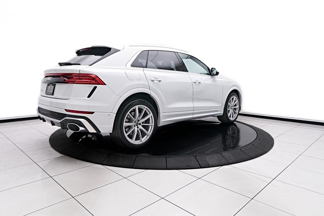 2022 Audi RS Q8